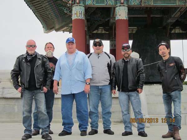 group_friendshipbell.jpg